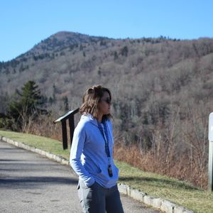 Meet your Posher, Anna lay